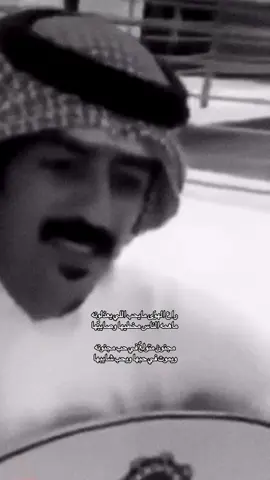 راعي الهوى مايحب الي يعذلونه ‏ماهمه الناس مخطيها وصايبها ‏مجنون متولعً في حب مجنونه ‏ويموت في حبها ويحب شايبها#عود #شعبي #explore 