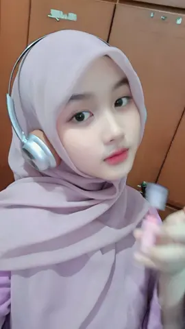 Lho Jiera, ini di swab orange kok di bibir pink?? aneh tapi CAKEP!🫠🩷 #hydratedlips #softliplook #longlastlips