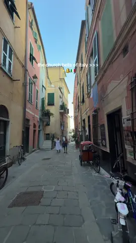 sound on 🔊 (ignore my breathing) #italy #italia #italy🇮🇹 #churchbells #bells 