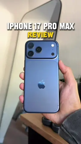 iPhone 17 Pro Max REVIEW has one of the biggest CONS 😬 Almost a month of owning it and I love it 😮‍💨🔥 @apple did their thing this year! @Belkin @SELAH #iphone17 #iphone17promax #review #Tech #apple 
