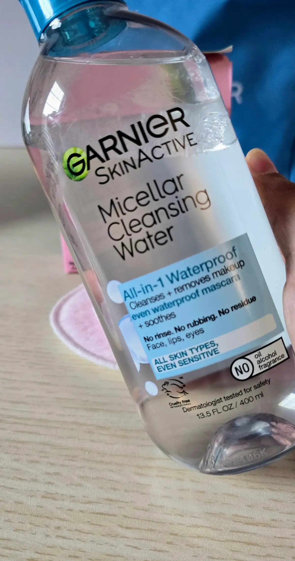 Micellar Cleansing Water + Reusable Eco Pads = effortless makeup removal & eco-friendly skincare 🌍💧 Loving how simple, effective, and sustainable this set is (plus the pouch is too cute 💙). #GiftedByGarnier #GarnierWaterWorks #GarnierSkincare #Garnier_Sweepstakes #fyp 
