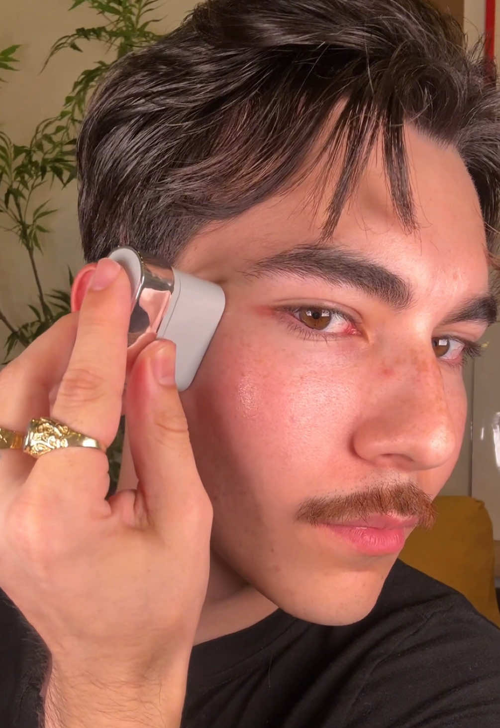 Korean skincare never lets me down 🤭 what are some of ur fav products? @Stylevana  #stylevanapartner #koreanskincare #skincareroutine #glassskin #stylevana 