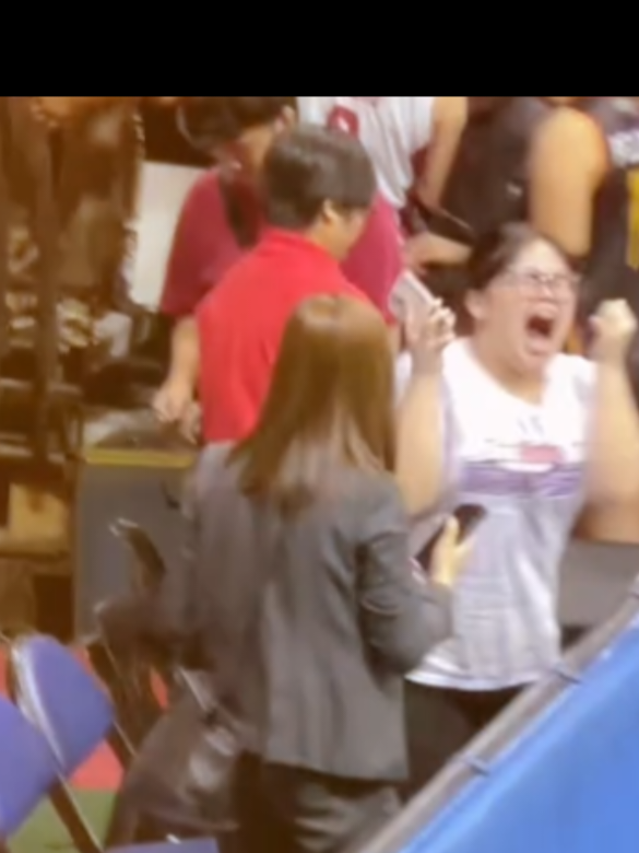 HAPPY FOR YOU ATE , PARANG KASAMA MO NA DIN KAMI SA PICTURE SA KA NIYA😍😍😍 #deannawongst #chocomuchoflyingtitans #fyyypppppppppppppp #fypシ゚viraltiktok #ivylacsina 