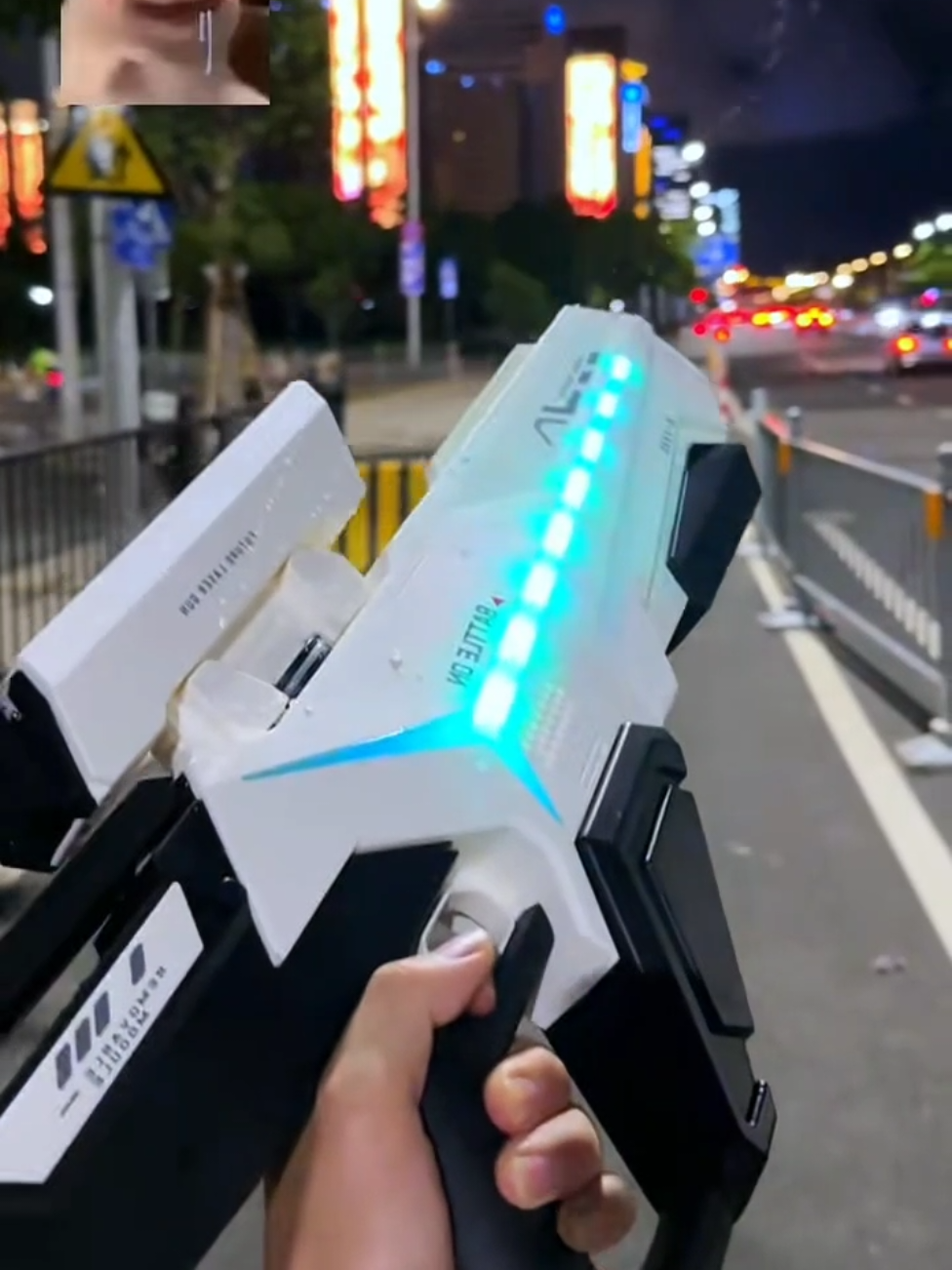 Automatic Electric Water Gun for kids and adults, pang regalo sa inaak at sa sarili mo 🤣 #toddlersoftiktok #toygun #kidstoys #toysforkids #tiktoktoys 