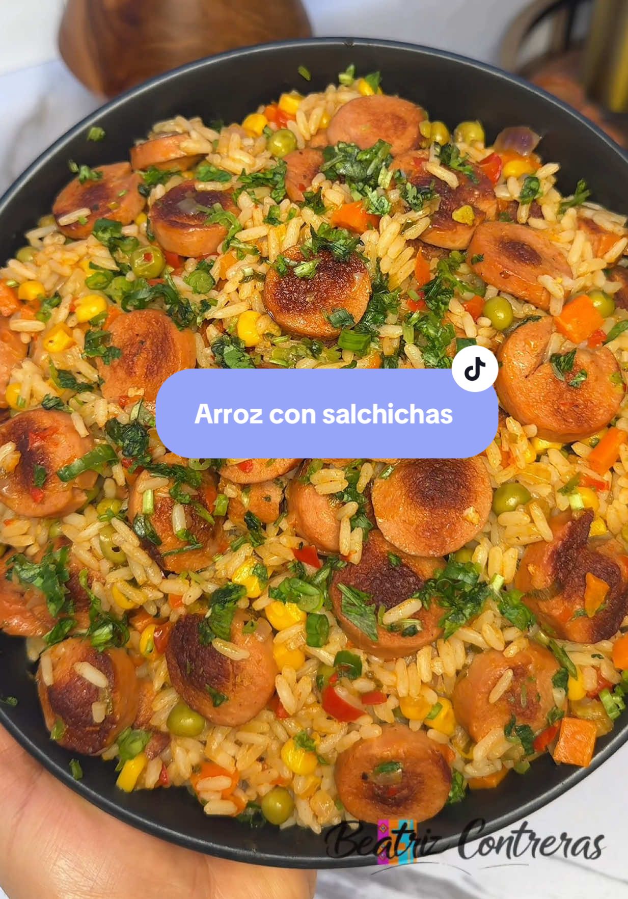 Arroz con salchichas🍛 queda demasiado delicioso.  Me encantó🤤 Alguna vez lo has probado?🥰 #arrozconsalchichas #recetasrapidas #recetasdeliciosas #arroz #DinnerIdeas 