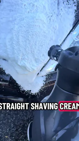 Foam it up like a pro ⚡💦 Electric Foam Sprayer covers your car in thick, rich foam for that perfect wash every time 🧼✨ #tiktokshopfalldealsforyou #tiktokshopcreatorpicks #cardetailing #carwash #autocare 