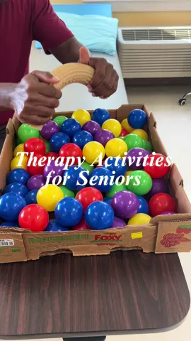 Therapy activity for seniors that focuses on balance, gross motor control and grip strength  #balanceexercise #physicaltherapy #occupationaltherapy #nursinghome #activitiesforseniors 