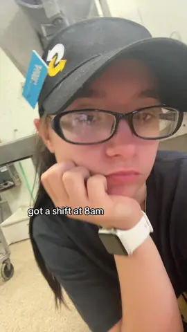 this is only wed-fri, sat-tues i only work one job🙂‍↕️ hella money though!! #trend #fyp #jobs 