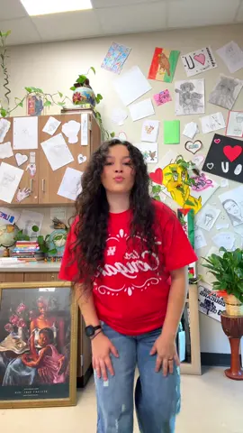 Put a finger down Teacher edition 🍎 #Teacher #OOTD #Maestra #TeachersOfTikTok #SpanishTeacher 