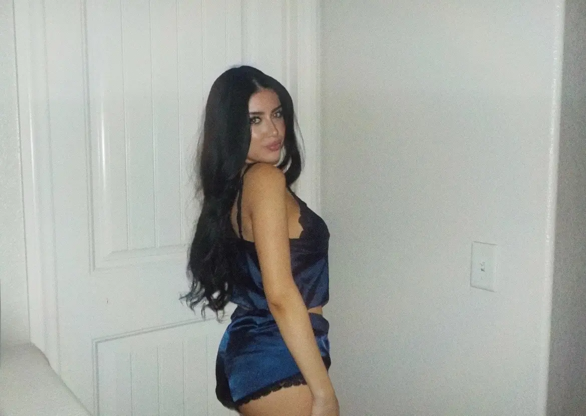 Got ready to watch the VS show