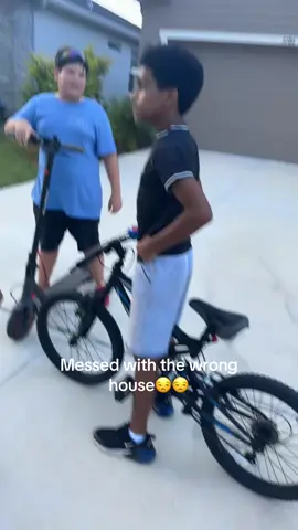 Mind you the little kids were the ones that did it and tried to blame it on us LMAO #dingdongditch 