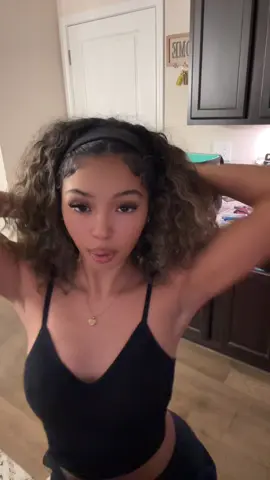 #fypageシ #prettygirl #curlyhair 