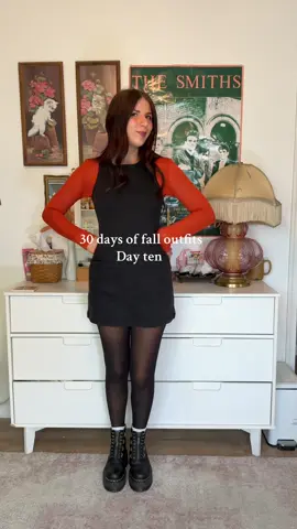 Day 10 fall outfits!! #fallfashion #outfitideas #drmartens #falloutfits #outfitinspiration 