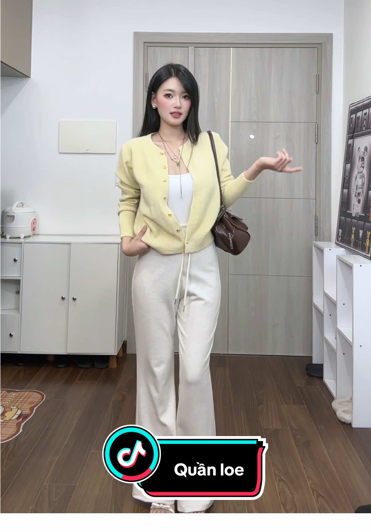 Em quần hot hòn họt nhà em ạ#viral #tiktokthoitrang #xuhuong #phoidoxinh #outfit 