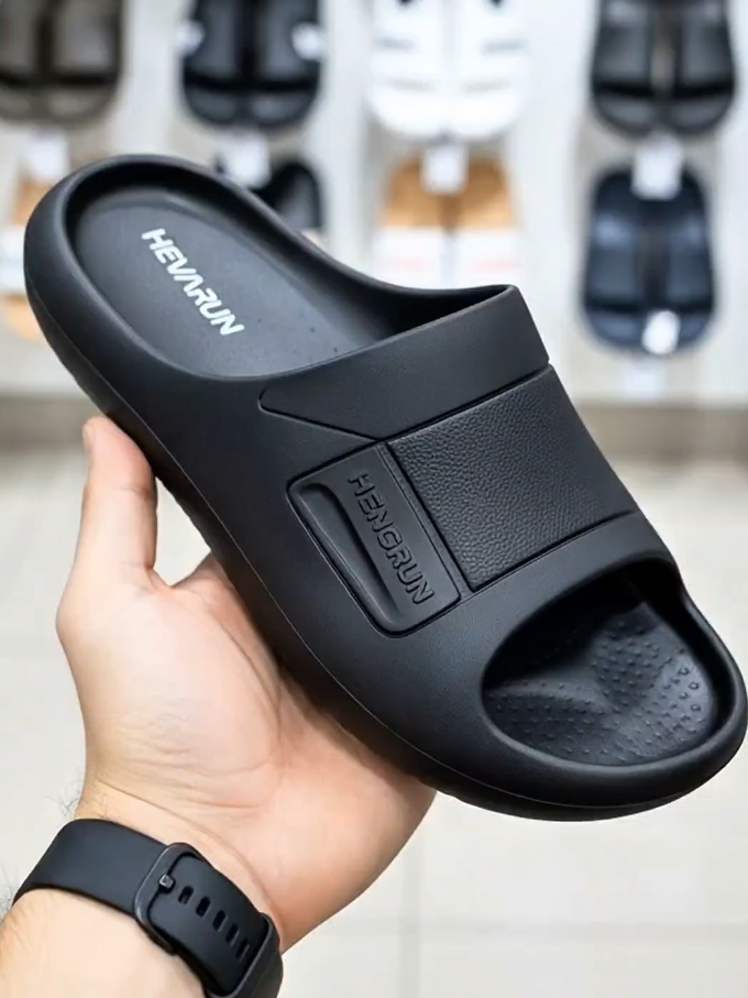 rekomendasi sandal selop empuk ringan dan nyaman di pakai cocok untuk menunjang semua aktivitasmu 😎 #sandal #sandalselop #sandalslop #sandalpria #sandalwanita 