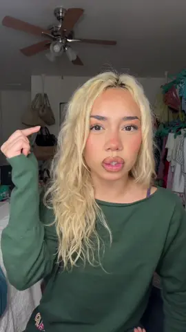 quick question likkkeee n im not saying i want defined curls my hair is not healthy for all that i just wanna not have to use heat on my hair at all