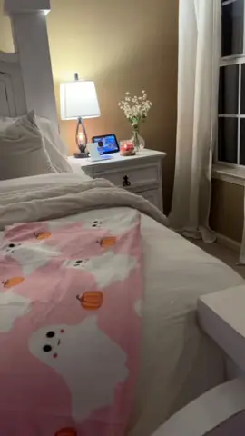 Time Refresh Bedroom 🎃🫧🛌 #cleanwithme #bedroomclean #halloweenbedroom #asmrclean #saturdayroutine @Bedsure  @bedsure_official  @Sprayway  @Amazon Home @Govee  @GoveeUS 
