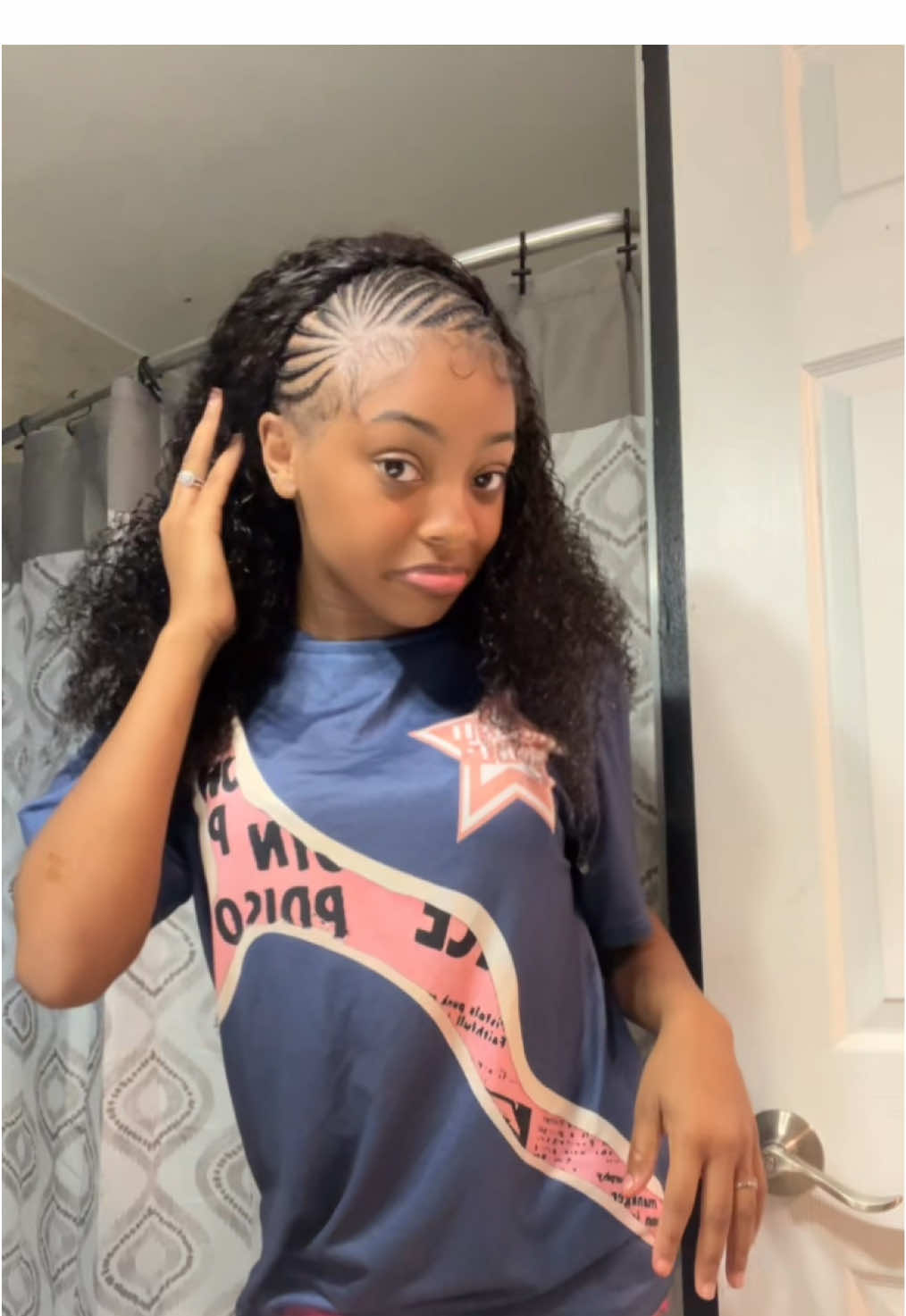 Changing my jayda wanda quick weave into a Half wig …. #fypシ゚viral #theactualniyah #blowthisup #jaydawaydaquickweave #halfwig 