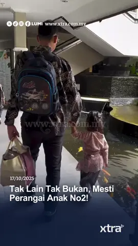 Adik… adik bercita-çıta nak jadi ikan ke?🤲🏻😭🤣 #xtra #fyp #anak #lompat #kolamikan 📹: isminurussh