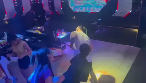 #ချစ်စရာကောင်းတာတစ်ခုပြမယ်😍 ကိုယ့်မှာ အရမ်းပေါတဲ့ ညီမလေး တယောက်ရှိတယ် 😁😁😁@🌙 小月亮 🌙 