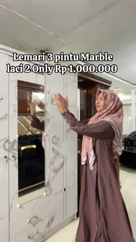 Lemari pakaian 3 pintu mumer😊😊😊#promoseruweekend #lemaripakaian #kontenpromosi #furniture #lemari 