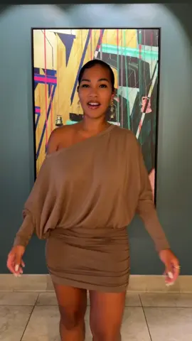 This dress🤏🏽… thick , not sheer! Dress 🔗 above ! Size medium , 154lbs , 5’4 #datenightoutfit #fashioninspo 