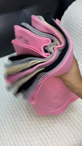 Girls, kung comfort ang hanap mo — pantyshorts na! Promise, mas comfy talaga 💖 #womenshort #shorts #boxershort #fyp #foryourpage 