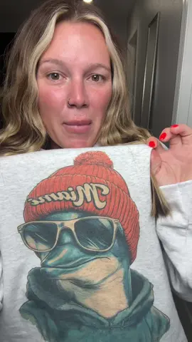 @PartyOnShop #spiritanimal #nflseason #tiktokshopfind #dolphins #crewneckseason 