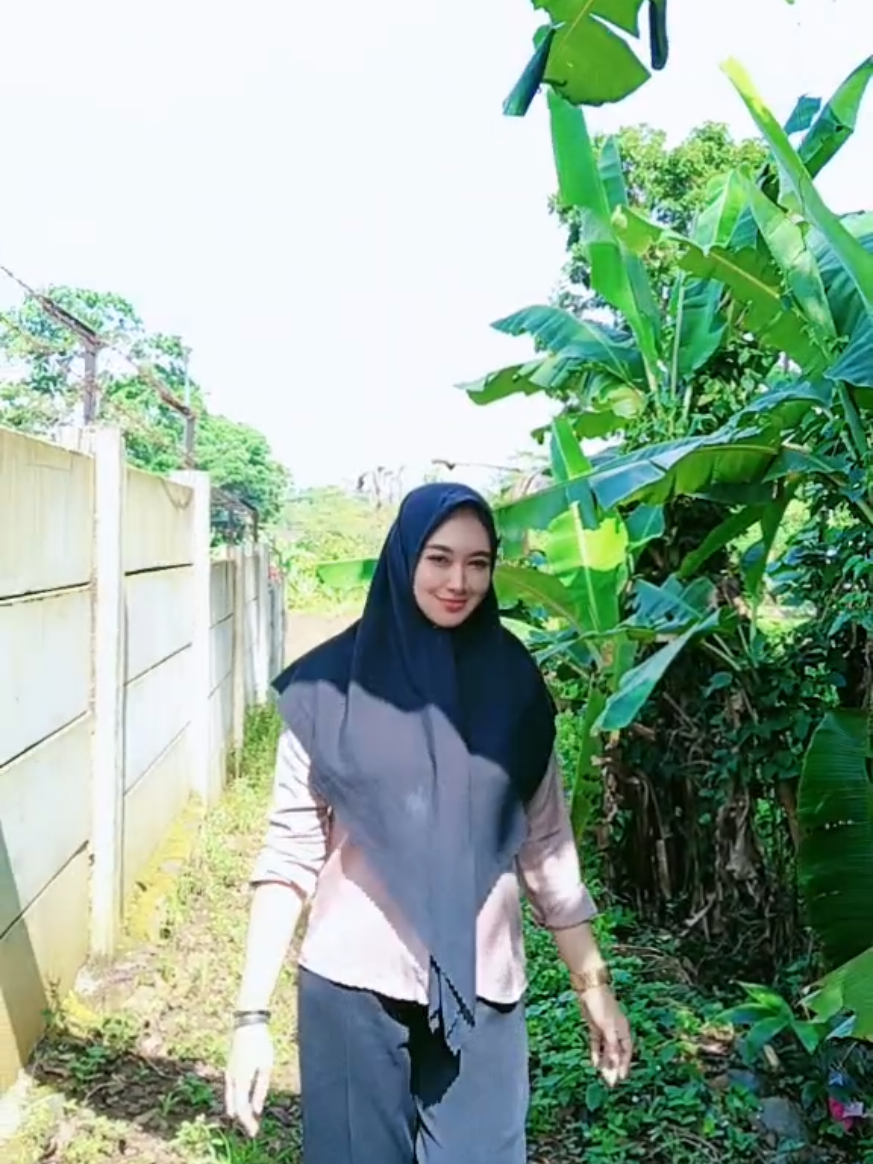 Bismillah...mt pagi...🤗🫰🥰 qta live d akun baruku yaa...hayuu mariii😘