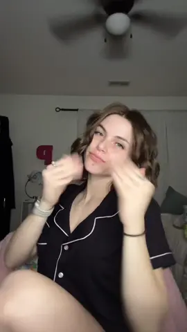 Skincare routineeeee +grwm for bed #skincare #nightroutine #skincareproducts @The Face Shop US rice water cleanser @Abib Cosmetics toner pads @MEDIHEAL blemish pads @PURITO SEOUL bamboo Parthenon cream @CeraVe moisturizer @nuebiome biotic glow @Evian Facial Spray @Kate Somerville drying lotion 