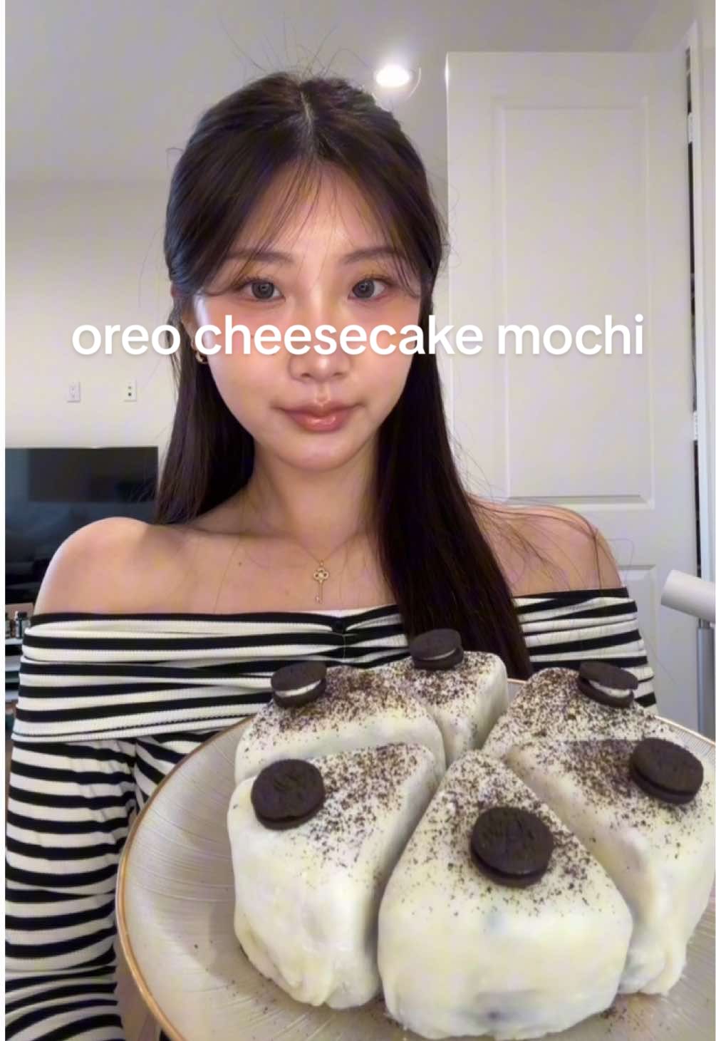 #oreocheesecakemochi #tiktteok #cheesecakemochi #oreocheesecake #mukbang 