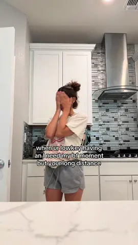 and the one person I want isn’t HERE 😭 #fyp #longdistance #longdistancerelationship #relationships #bf 