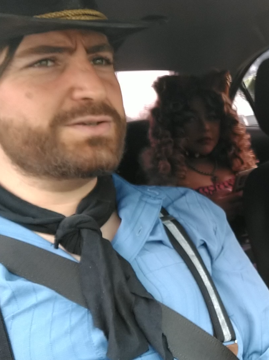 Amo vocês @juliane @strange_magician_br  Arthur Morgan, Dutch Van Der linde e Clawdeen Wolf Cosplay  Red Dead Redemption 2  Monster high  #arthurmorgancosplay #dutchvanderlindecosplay #clawdeenwolfcosplay #reddeadredemption2 #monsterhigh 