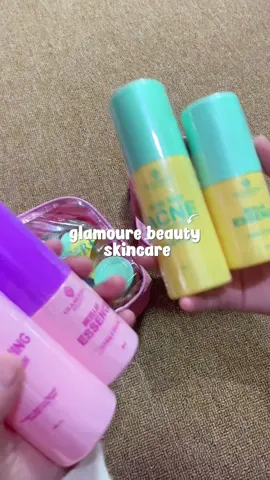 di co sekarang kapan lagi dapet hrga dibawah harga normal🫵🏻🤪si glamoure ini lagi best seller ya ditoko kitaaa WAJIP BANGET COBAINNNN‼️‼️‼️#glamoureskincare #glamoure #glamoure 
