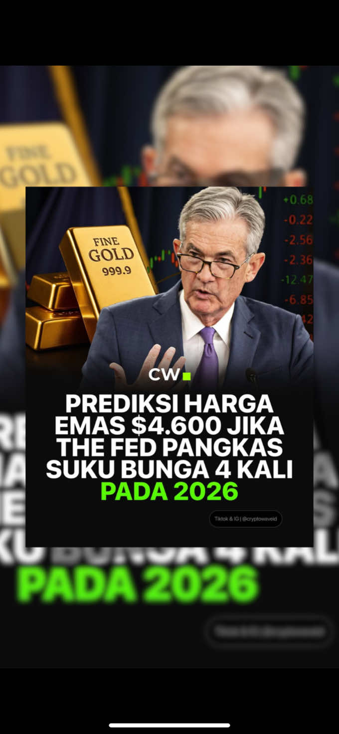 Menurut data dari Bloomberg Terminal, peluang pemotongan suku bunga di bulan Oktober menyentuh angka 94%  Harga emas diperkirakan akan terus menguat hingga tahun depan seiring Federal Reserve (The Fed) bersiap memangkas suku bunga secara agresif. ANZ Group Holdings Ltd. dalam riset terbarunya menaikkan proyeksi harga emas menjadi US$4.400 per ons pada akhir 2025, dengan potensi puncak di US$4.600 per ons pada Juni 2026. Dalam catatan yang ditulis analis Soni Kumari dan Daniel Hynes, ANZ memproyeksikan The Fed akan melakukan empat kali pemangkasan suku bunga masing-masing 25 basis poin hingga Maret 2026. Penurunan suku bunga tersebut dinilai akan memperkuat daya tarik emas sebagai aset lindung nilai di tengah pelemahan dolar AS dan imbal hasil obligasi yang lebih rendah. “Reli luar biasa harga emas ini masih jauh dari selesai,” tulis para analis. “Kenaikan harga didorong oleh faktor struktural yang kuat, menandakan level tinggi kemungkinan akan bertahan lama.” Selain faktor kebijakan moneter, ANZ juga menyoroti meningkatnya kekhawatiran atas independensi The Fed, ketidakpastian politik AS, serta ketegangan geopolitik dan perdagangan global sebagai pendorong tambahan permintaan terhadap logam mulia. Defisit fiskal AS yang terus membengkak turut memperkuat narasi safe haven bagi emas. #cryptowave #gabrielrey #triv #foryoupage #fyp  