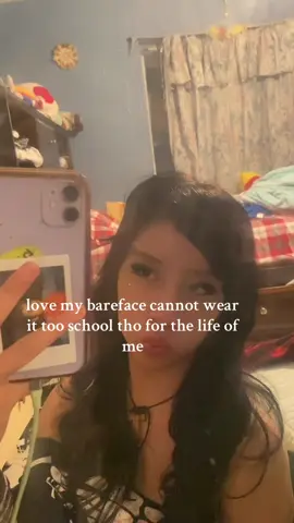 i love my makeup too much 