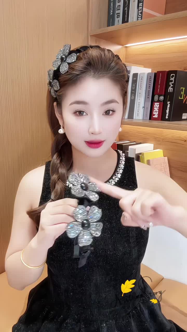 Băng Đô Nhung, Thiết Kế Hoa Ba Chiều Giá Cả Phải Chăng, Dành Cho Nữ, Cao Cấp, Tinh Tế, Hình Bướm, Thời Trang, Kẹp Tóc, Hàng Mới Về 2025 