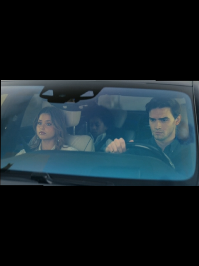 Esses olhares 🫶🥵😻 @Gabriel Guevara @Nicole Wallace  #CulpaTuya #culpables #GabrielGuevara #culpamia #CulpaNuestra 