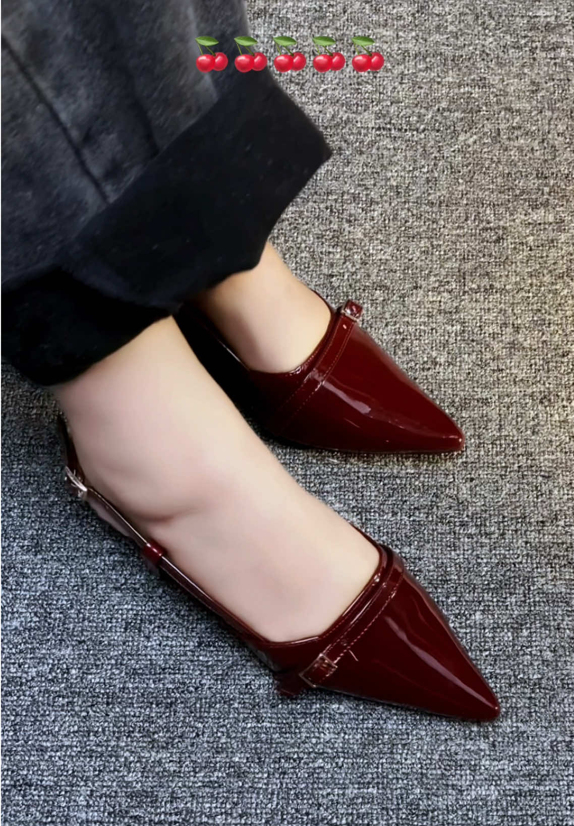 🍒🍒🍒❤️❤️❤️ #sandalwanita #sandalcantik #heelswanita #heelscantik #flatshoes 