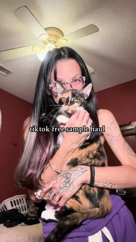 i swear i will be improving #i❤️mycats #wlw #i❤️mygf 