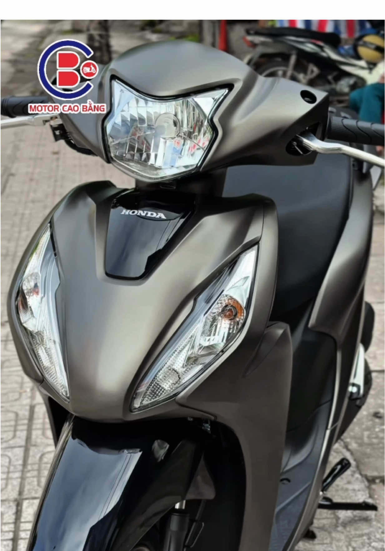 Vision nâu đồng đẹp xuất sắc, zá chỉ 3x 🤩 Đến ngay Motor Cao Bằng - Hoà An rinh ngay xế mới về nhà thui 🤩❤️ #motorcaobang #motorcaobanghoaan #vision2025 #hondavision #vision110 