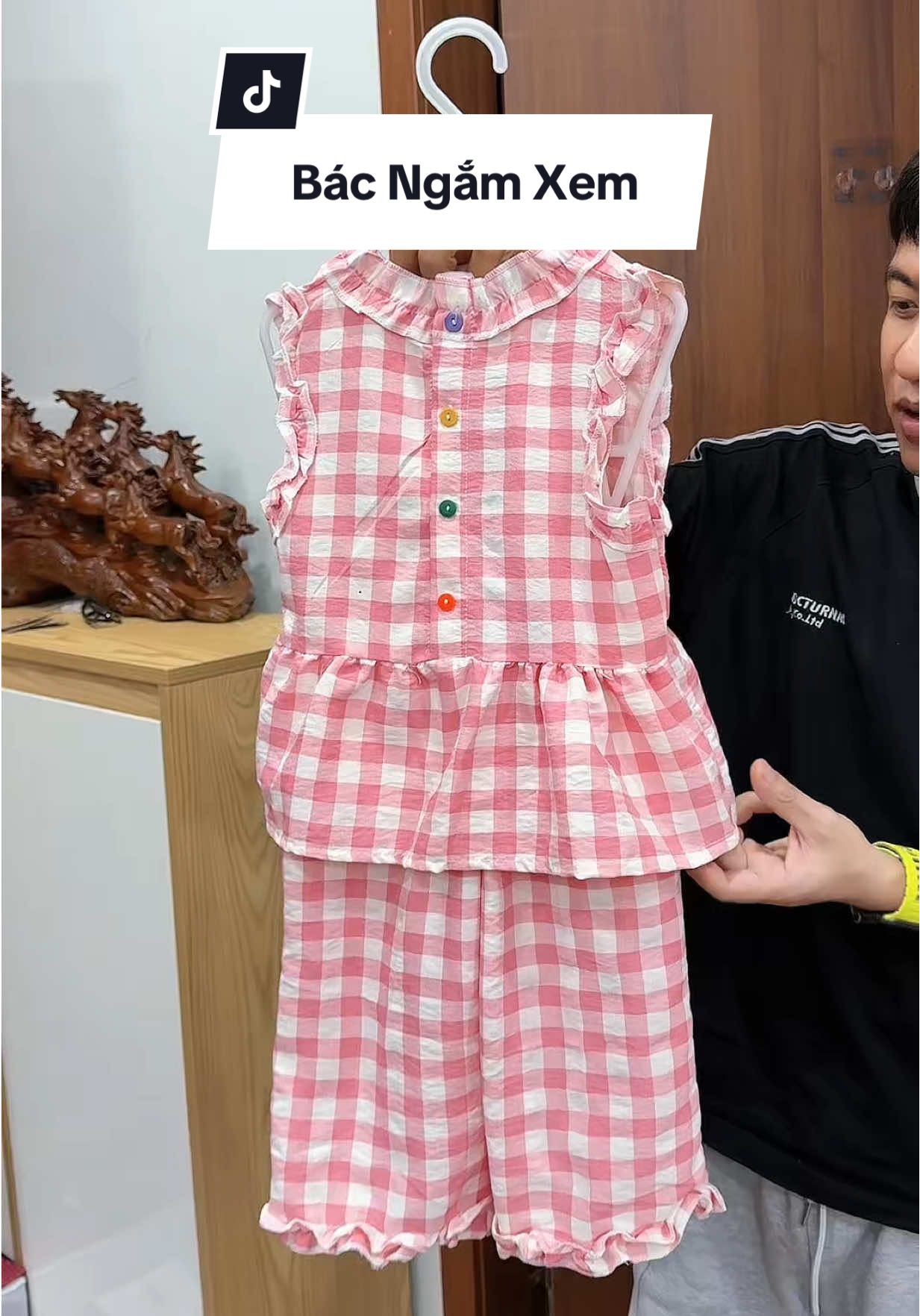 Bác ngắm xem ?? #haohomhinh #quanaotreem 