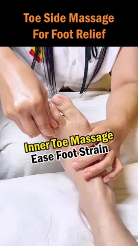 Toe Side Massage For Foot Relief
 
 This toe inner-side massage technique encourages improved microcirculation along the toes, facilitating nutrient delivery and metabolic waste removal. It loosens tight connective tissues at the inner toe surfaces, reducing built-up tension and stiffness. This method can alleviate discomfort from prolonged standing or walking, diminish toe fatigue, and enhance foot flexibility. It promotes a feeling of relief and supports overall foot comfort and lightness.
 Precautions:
 People with skin wounds or allergies, fractures, or severe osteoporosis should avoid toe inner-side massage.
 
 #innertoemassage #toerelief #footcomfort #feetwellness #footmassage 