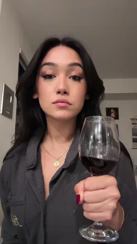 my fav super niche joke #girls #swifttok 