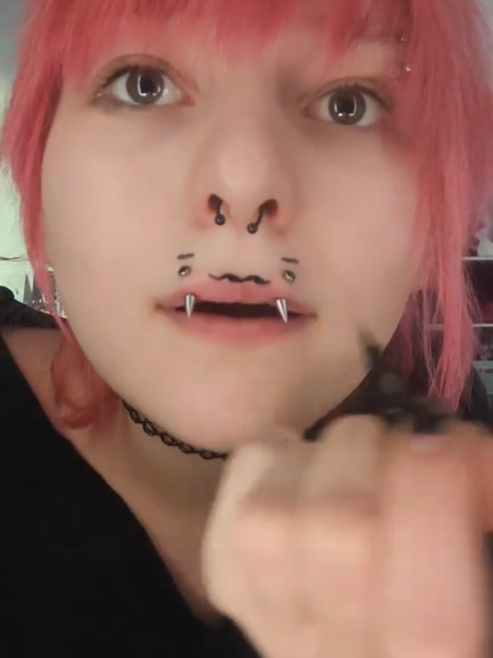 i cant unsee the face #angelfangs 