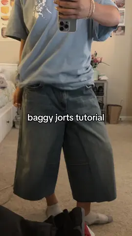 i’ve been doing this to all my old jeans✂️                                                                #sewing #sewingtiktok #tutorials 