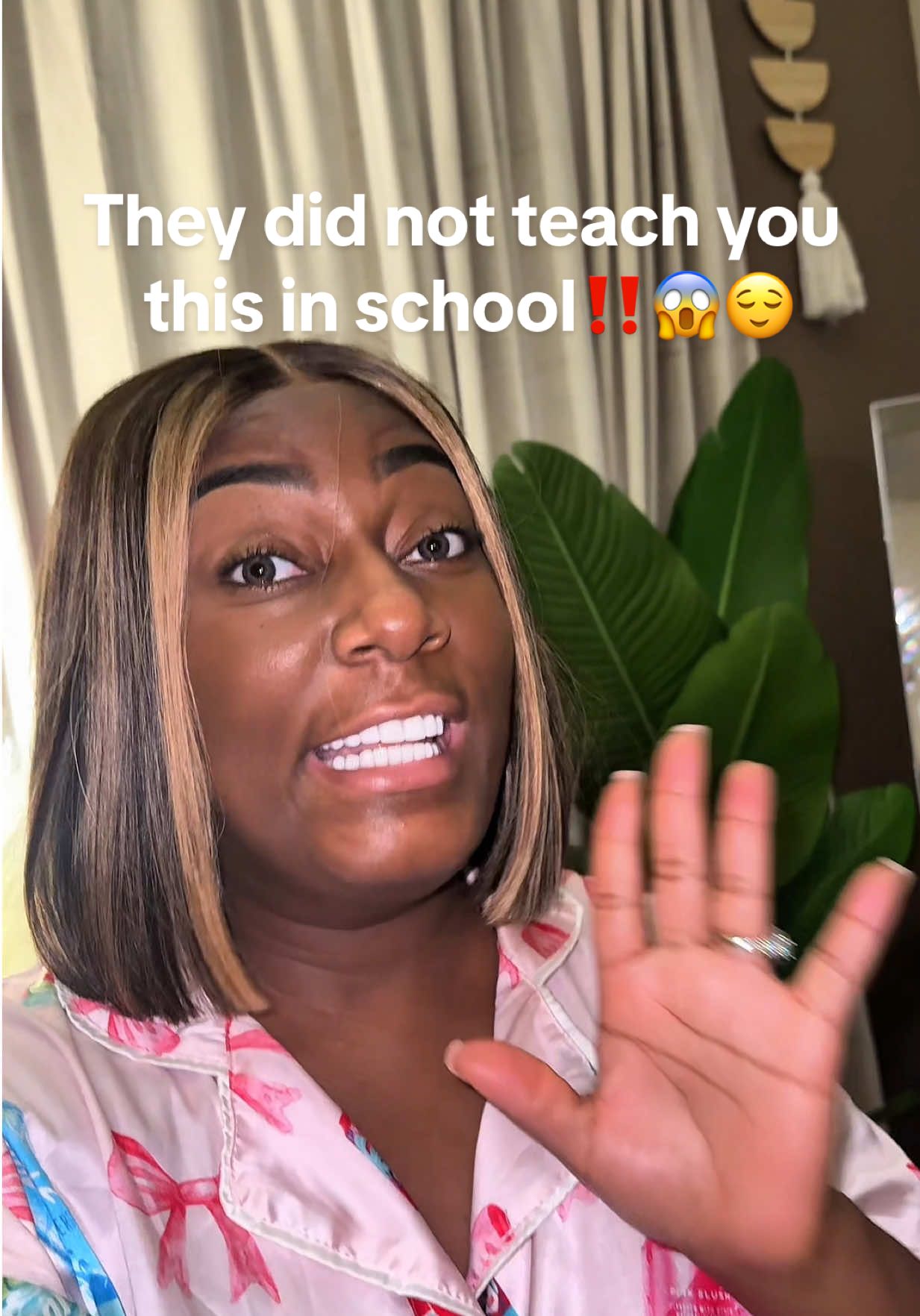 Complete Beginner's Guide To Investing For All Ages! Every home needs this book 😌  #investingexplained #investingforbeginners #financialfreedom #investsmart #financialliteracy