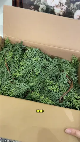 Lush Artificial Cedar Garland 72#ChristmasDecor2025 #DIY #merrychristmas🎄 #ChristmasMood #DecorFails 