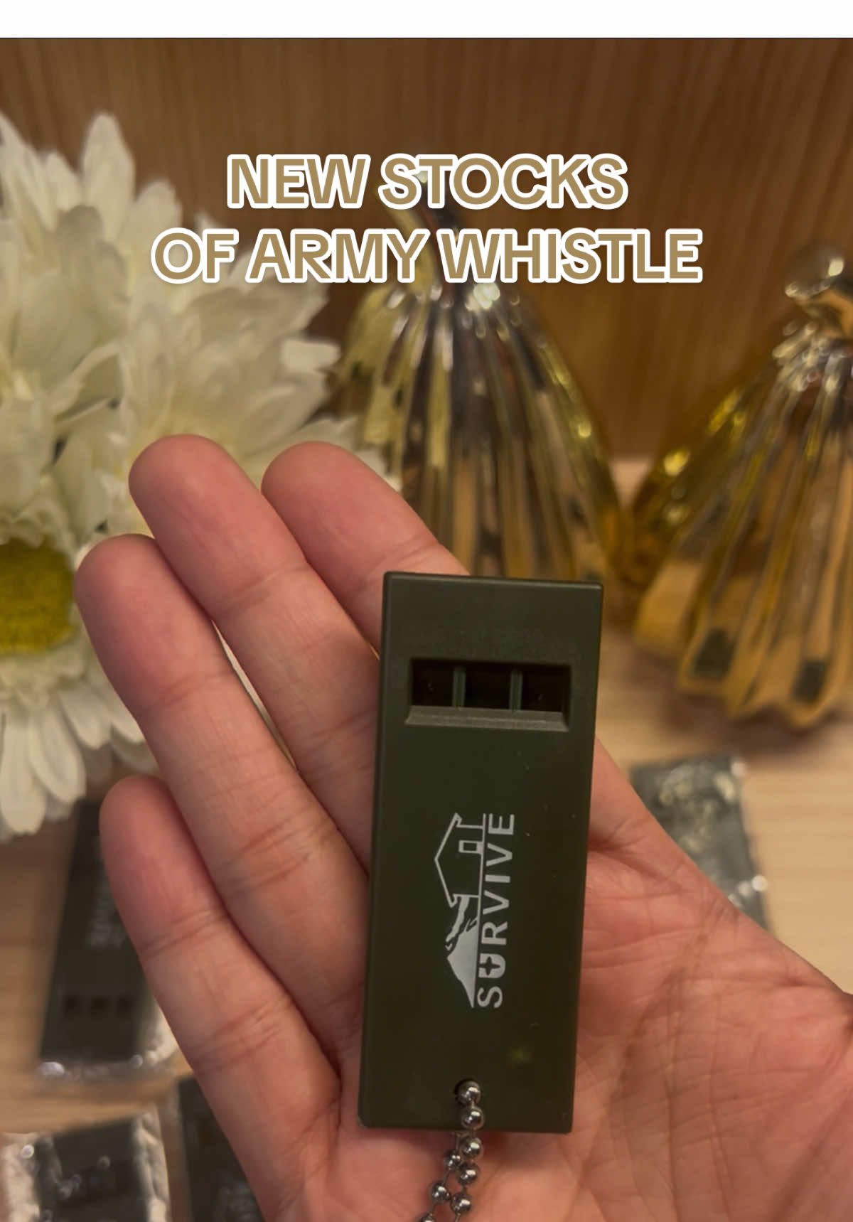 29 lang! malakas na army whistle! #whistlemalakasangtunog #armywhistle #militarywhistle #earthquakewhistle pag gising ko sold out na yung isang store ko kagabi 🥹