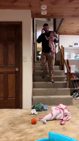 A special call from Batman for successfully using the potty 🦇💛🖤#fyp #pottytraininingmama #toddlersoftiktok 